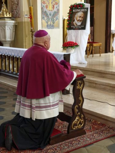 28 10 2023 Kongres Modlitewnych Grup Św. Ojca Pio - Osobnica