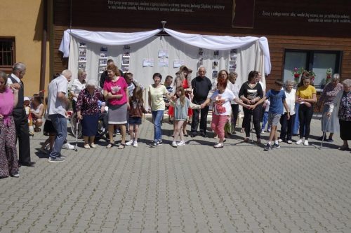 1 06 2023 Seniorzy dzieciom, wnukom, prawnukom. Spotkanie rodzinne